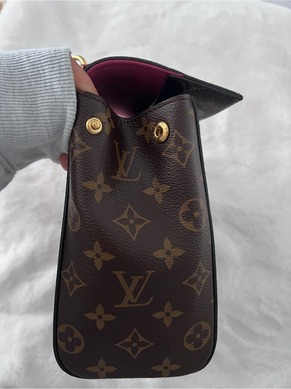 Louis Vuitton Cluny BB with Two-tone Crossbody Strap and Dust Bag, Monogram - Picture 5 of 16